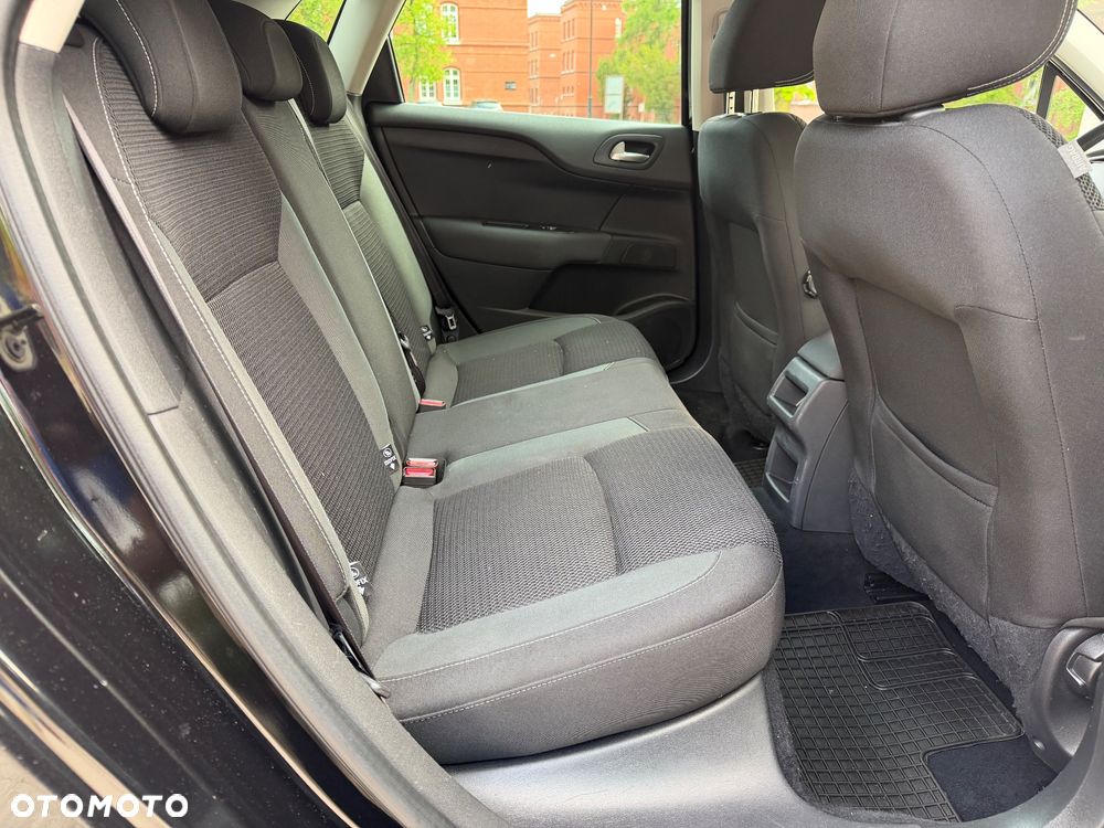Citroën C4 e-HDi 115 Exclusive - 26