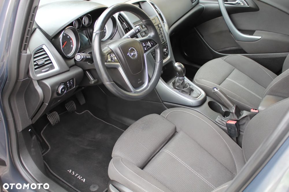 Opel Astra - 14