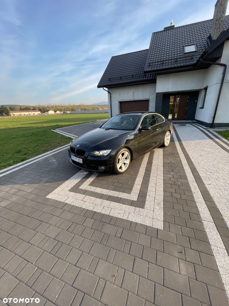 BMW Seria 3 325i M Sport Edition - 10