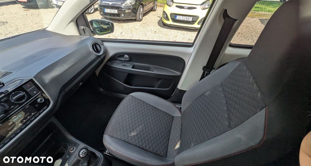 Volkswagen up! - 8