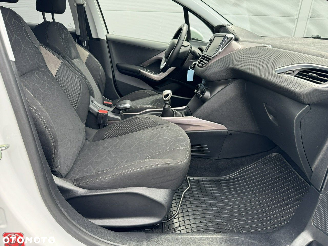 Peugeot 2008 - 35