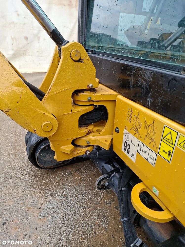 Caterpillar 301.6 05A - 17