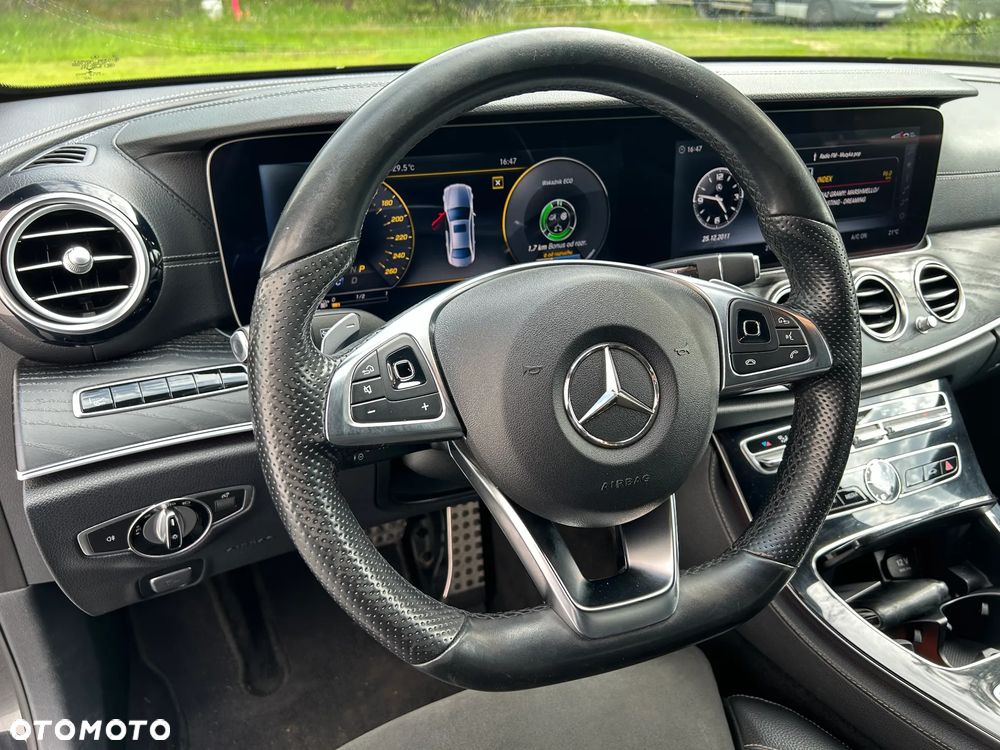 Mercedes-Benz Klasa E 220 d 4-Matic 9G-TRONIC - 7