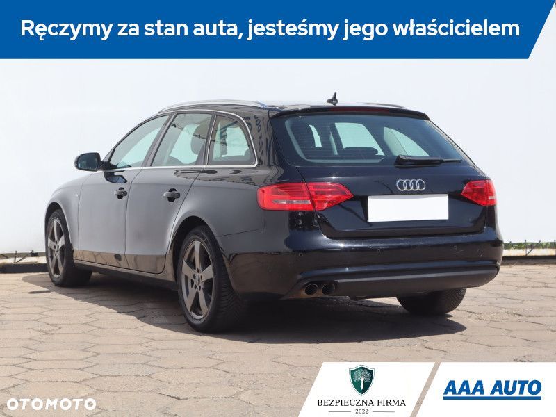 Audi A4 Avant - 6