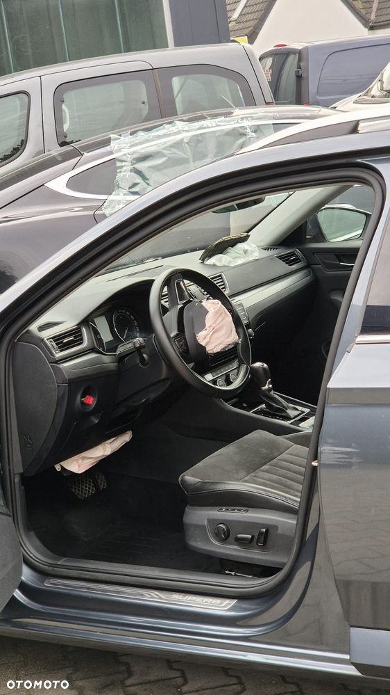 Skoda Superb 1.6 TDI DSG Ambition - 14