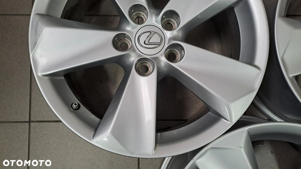 Felgi Aluminiowe 17 Lexus NX Toyota RAV-4 5x114.3 ET 35 - 12