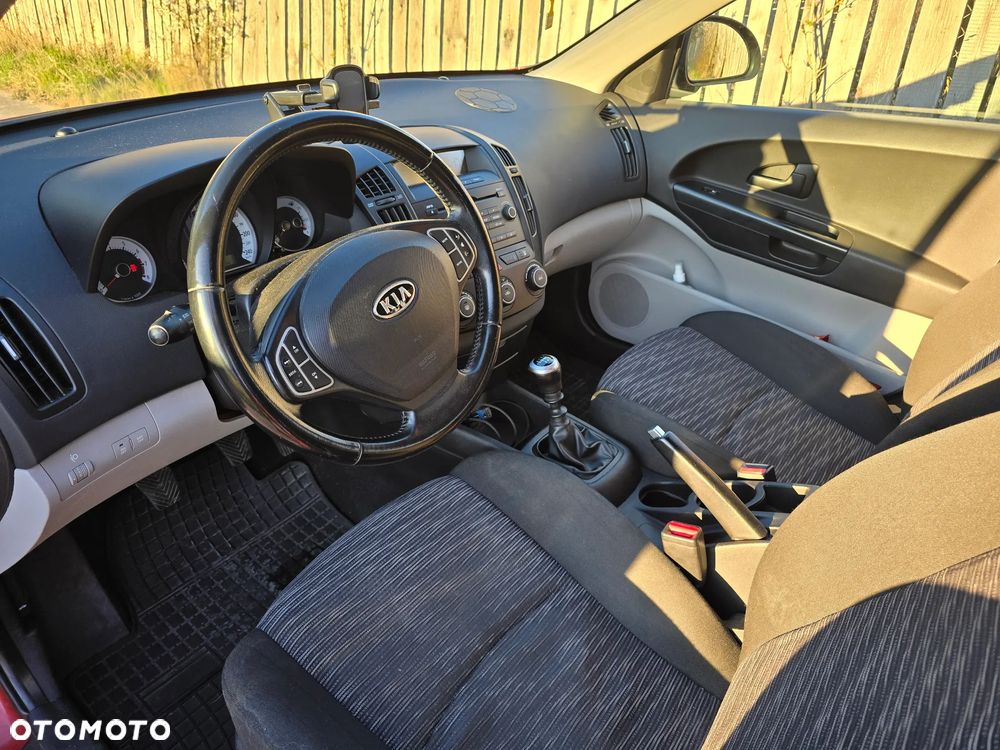 Kia Ceed 1.6 CVVT LX - 14