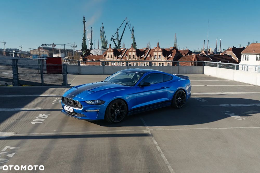 Ford Mustang - 17