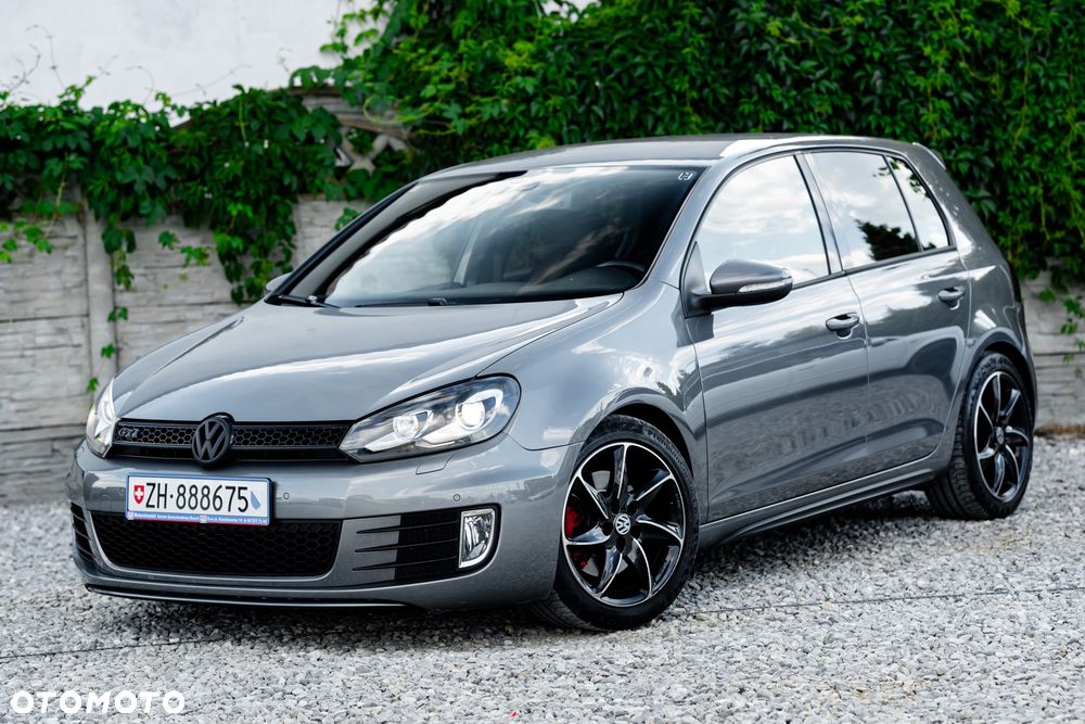 Volkswagen Golf 2.0 GTI DSG - 2