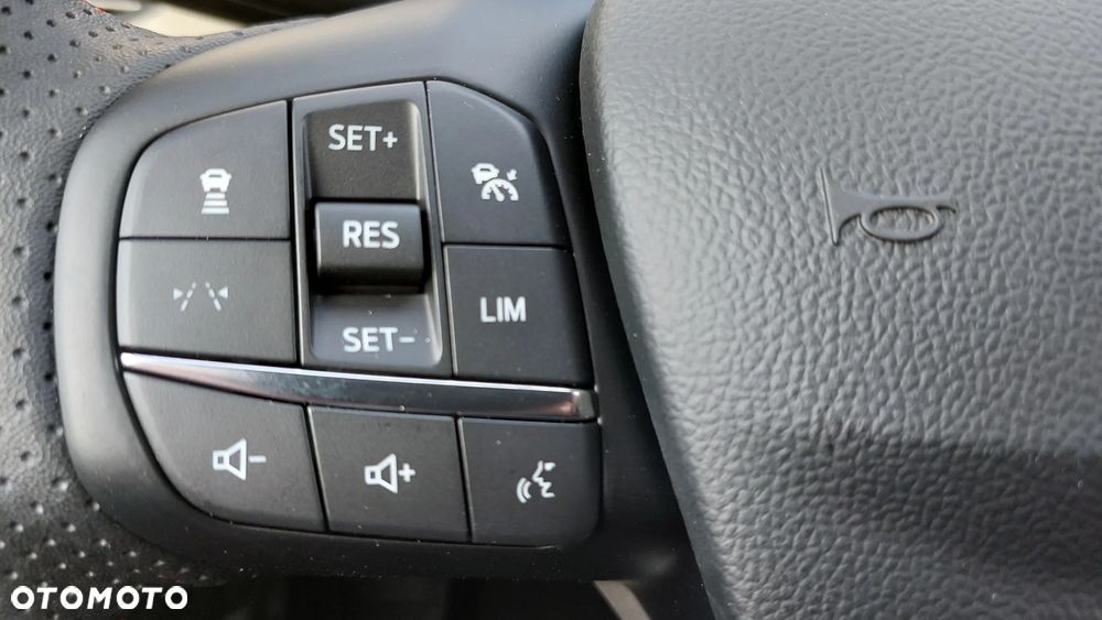 Ford Kuga 1.5 EcoBoost FWD ST-Line - 13