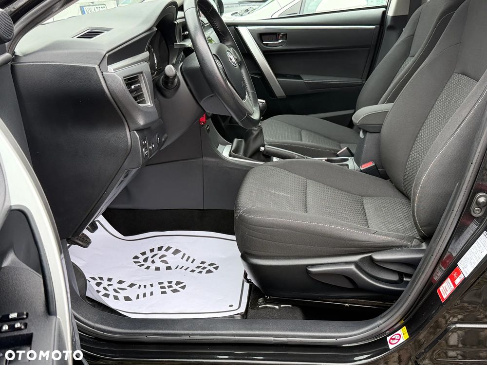 Toyota Corolla 1.6 Premium - 13