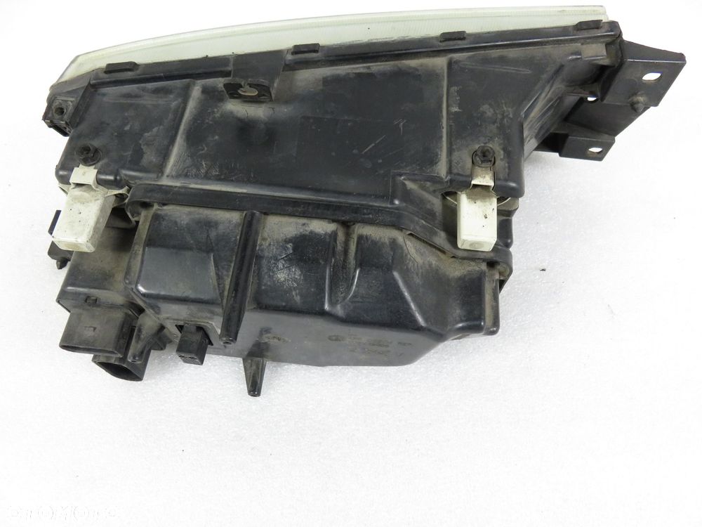 LAMPA LEWA PRZEDNIA SKODA OCTAVIA I LIFT - 4