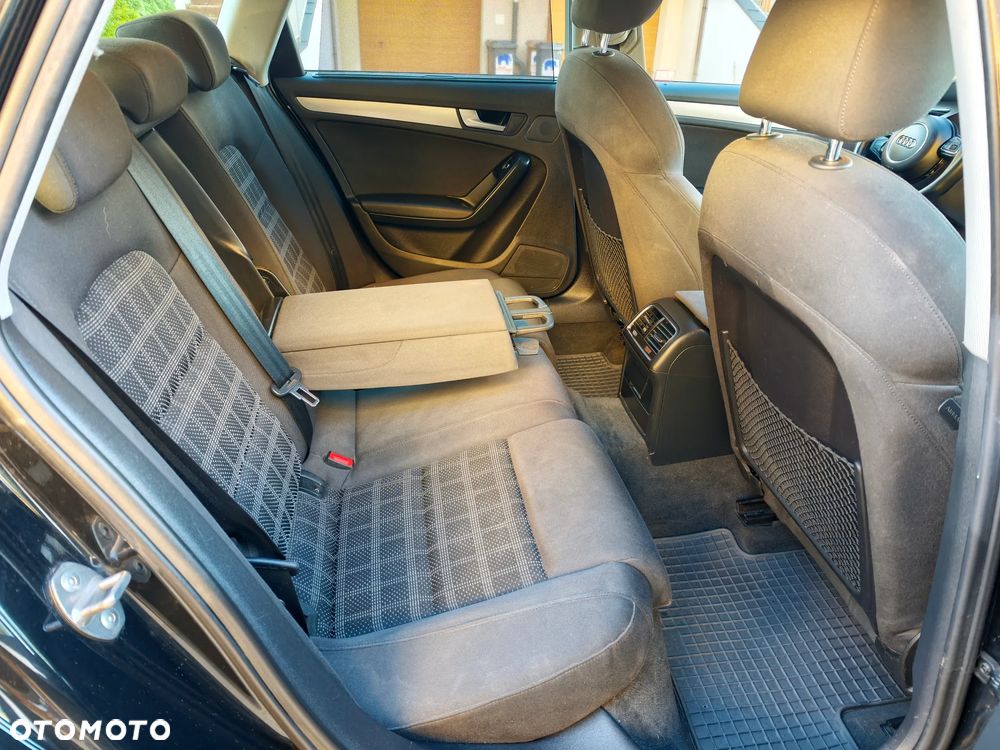 Audi A4 Avant 2.0 TDI ultra DPF Attraction - 8