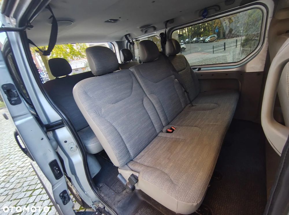 Renault Trafic - 12