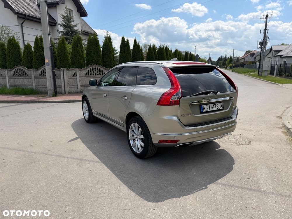 Volvo XC 60 T5 AWD Momentum - 7