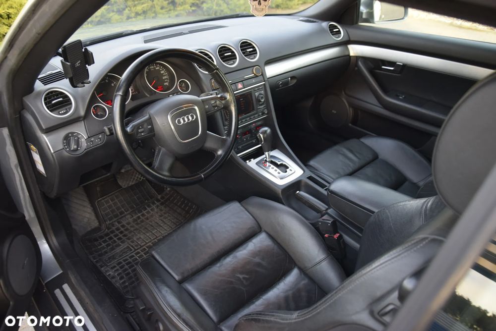Audi A4 Cabrio 1.8T Multitronic - 24