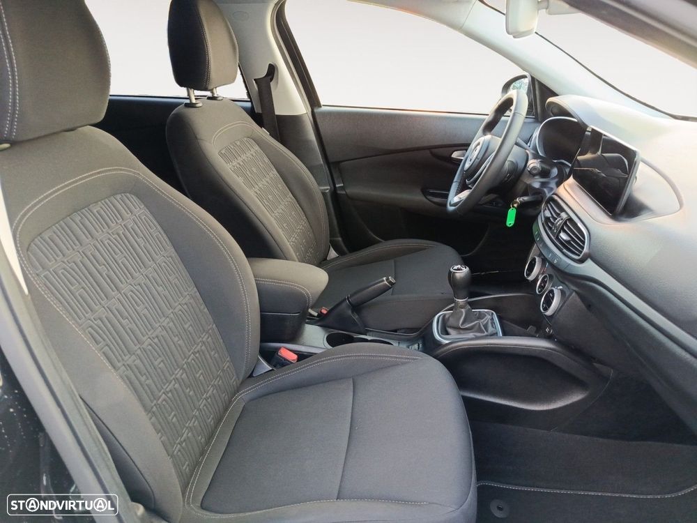 Fiat Tipo Station Wagon 1.0 GSE T3 - 15