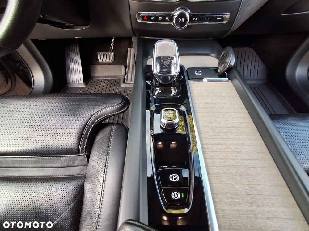 Volvo XC 60 B6 B AWD Inscription - 17