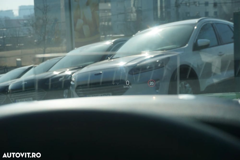 Ford Kuga 2.5 Duratec FWD PHEV ST-Line X - 24