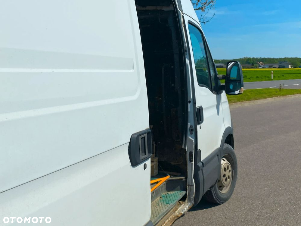 Iveco DAILY - 17