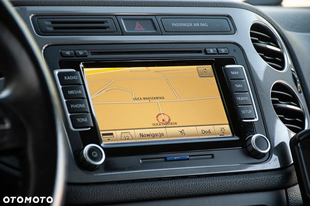 Volkswagen Tiguan 1.4 TSI BlueMotion Technology Exclusive - 10