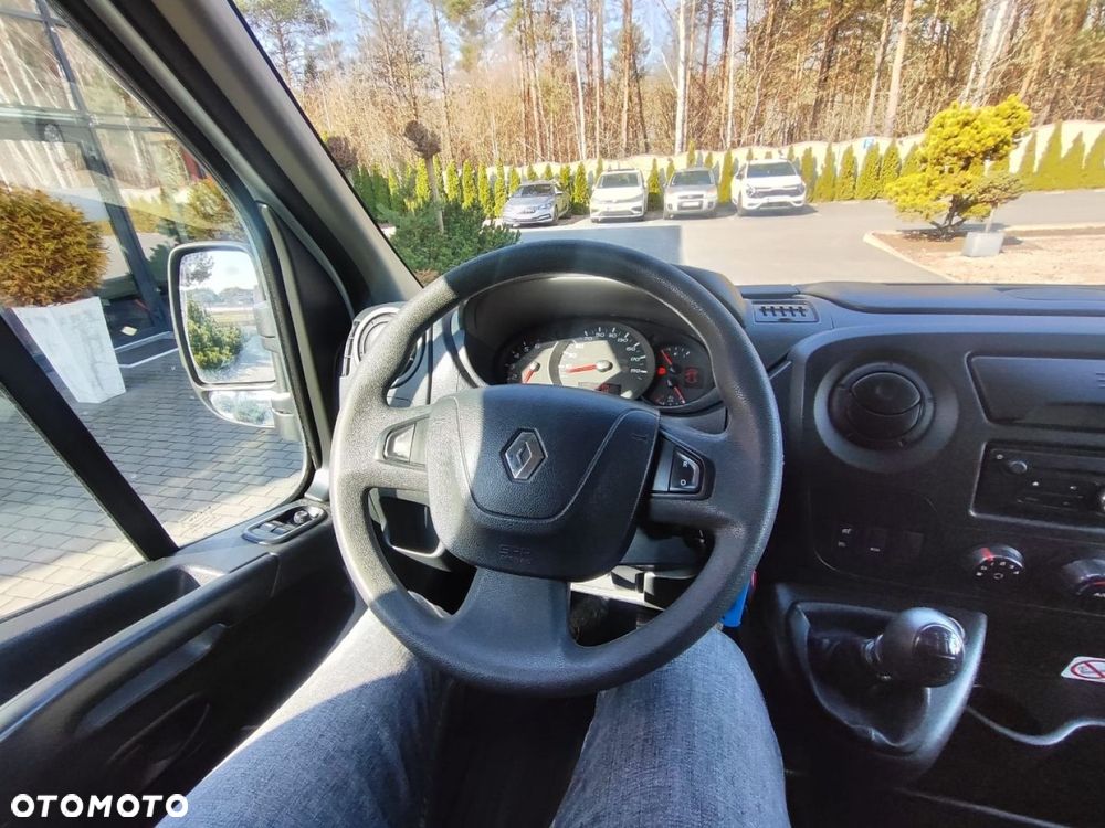 Renault Master - 11