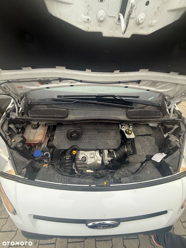 Ford Transit connect - 5