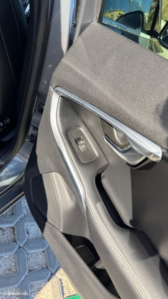 Volvo V40 - 16