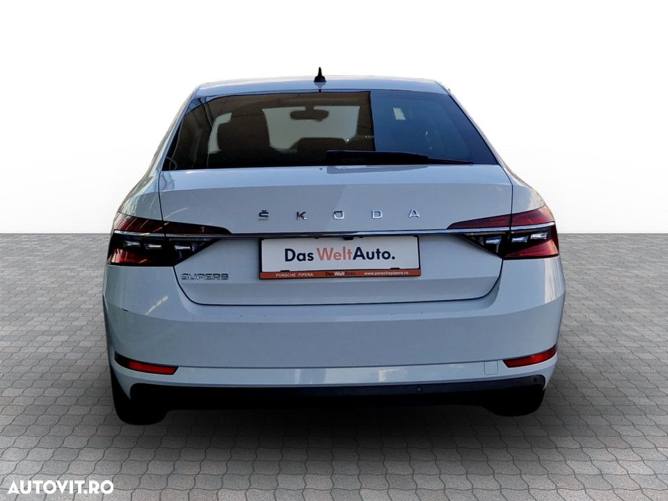 Skoda Superb 2.0 TDI DSG Ambition - 9