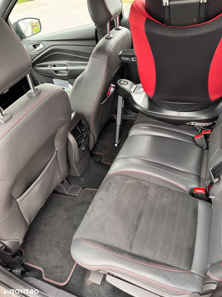 Ford Kuga 1.5 EcoBoost 4x4 Aut. ST-Line - 7