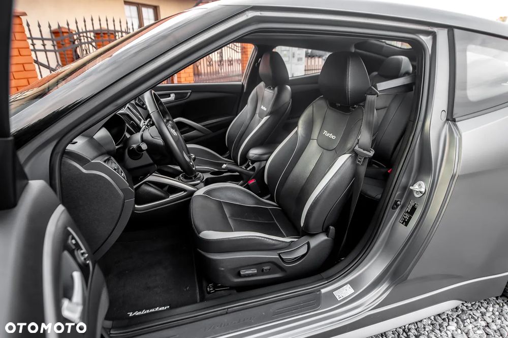 Hyundai Veloster 1.6 Turbo Matt Finish - 18