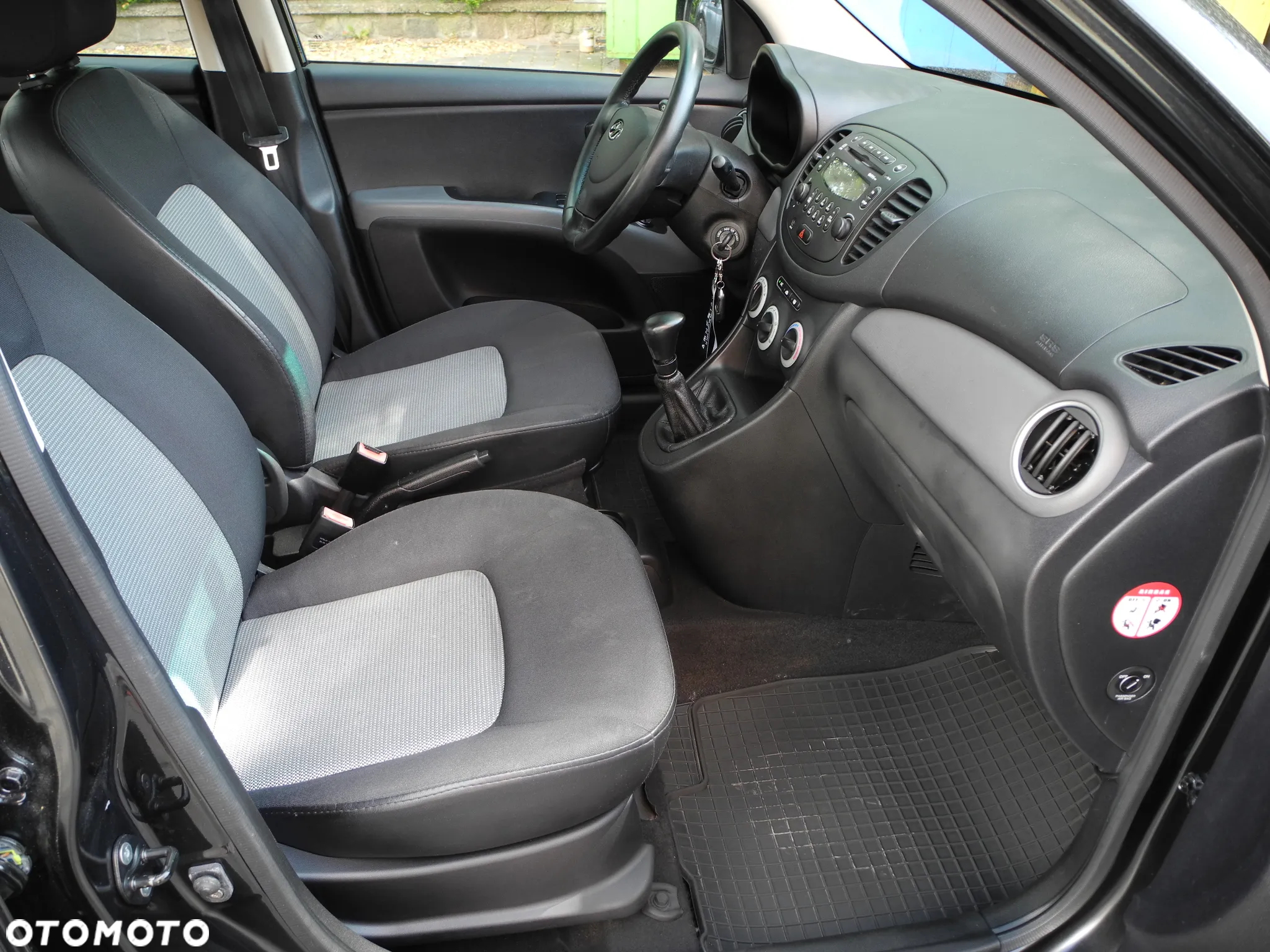 Hyundai i10 - 12