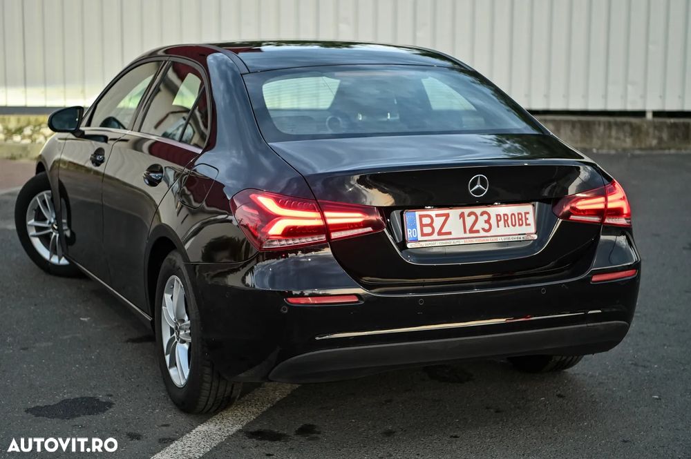 Mercedes-Benz A 180 d 7G-DCT - 29