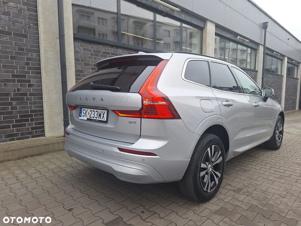 Volvo XC 60 B4 D Momentum Pro - 15