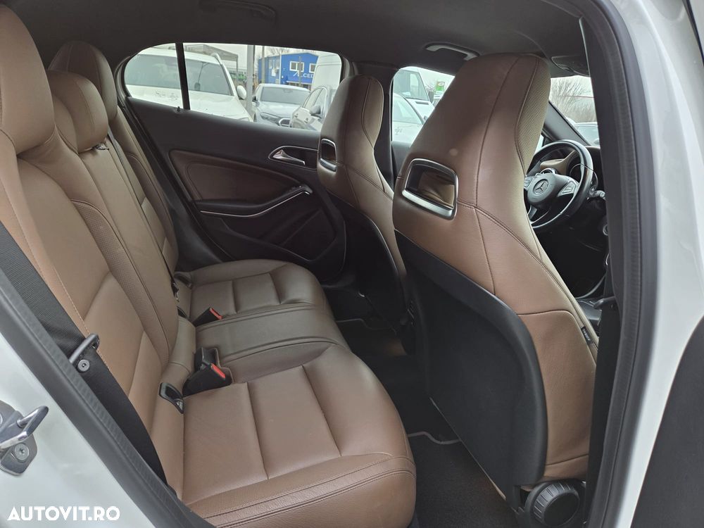 Mercedes-Benz GLA 200 d 4MATIC Aut. - 20