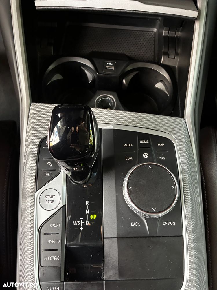 BMW Seria 3 320e Aut. Luxury Line - 12
