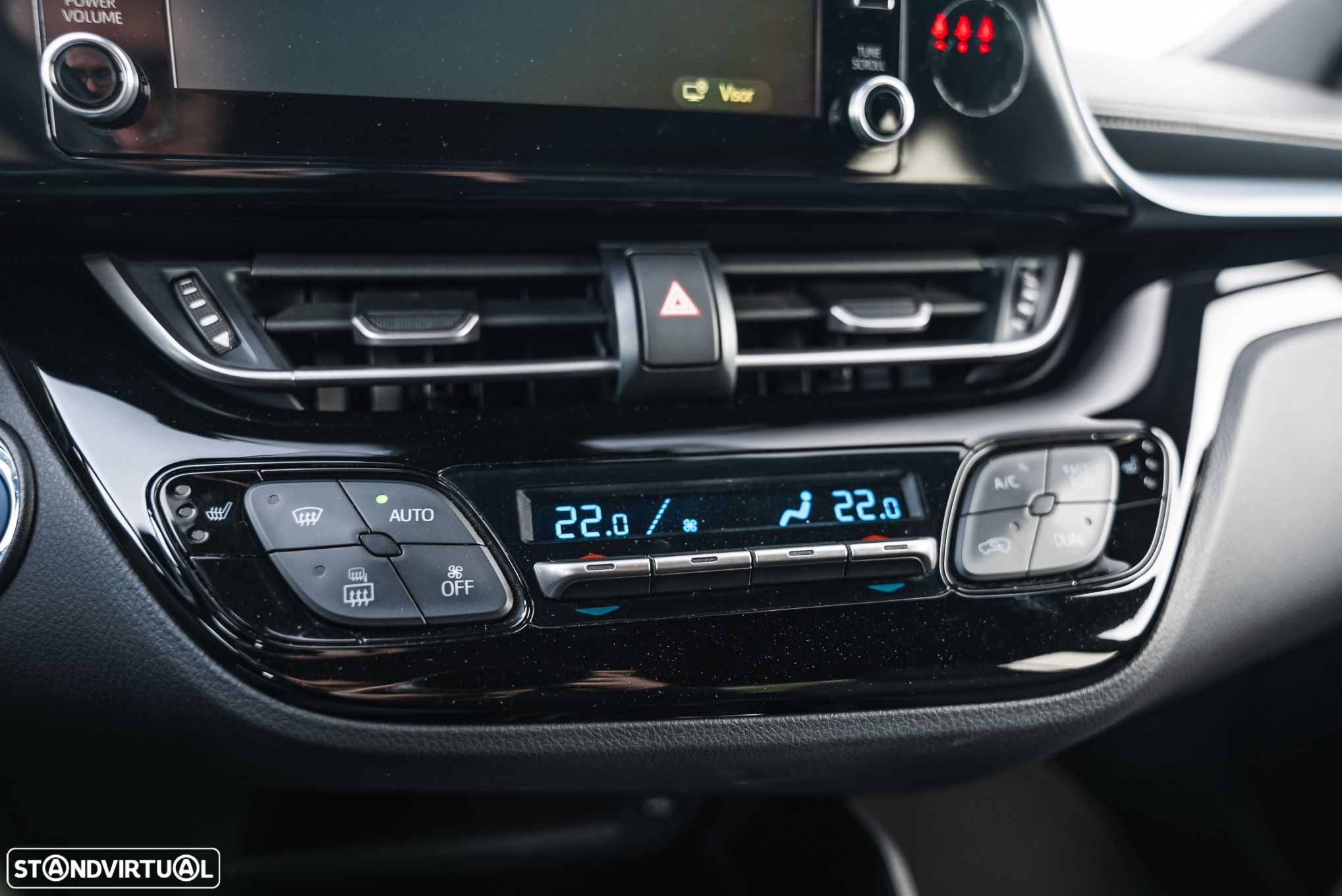 Toyota C-HR - 22