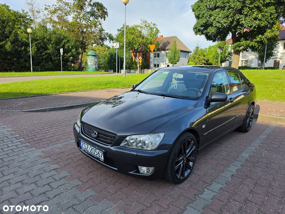 Lexus IS 200 Prestige - 5