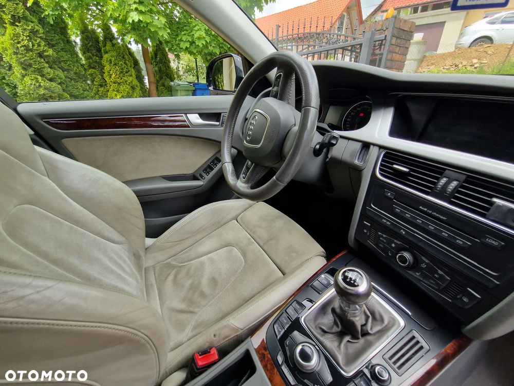 Audi A4 Avant 2.0 TDI e DPF Ambiente - 32