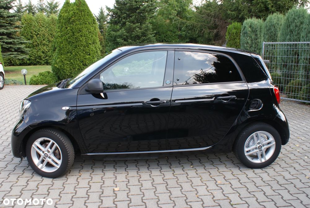 Smart Forfour EQ - 3