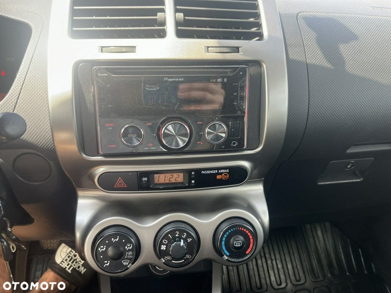 Toyota Urban Cruiser - 10