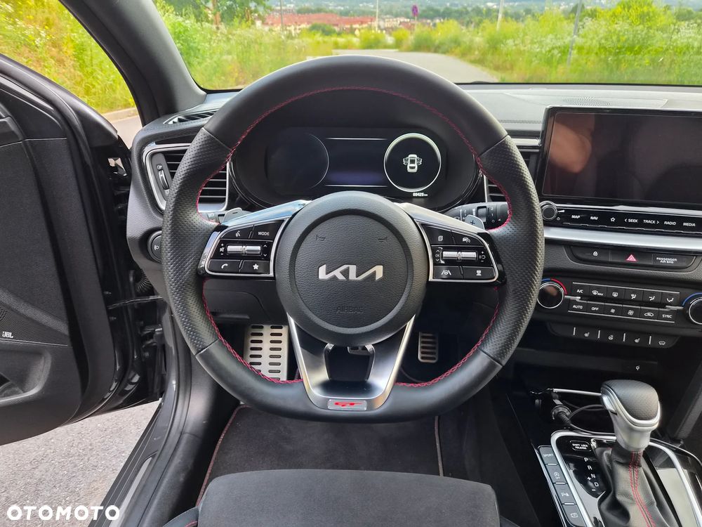 Kia ProCeed - 9
