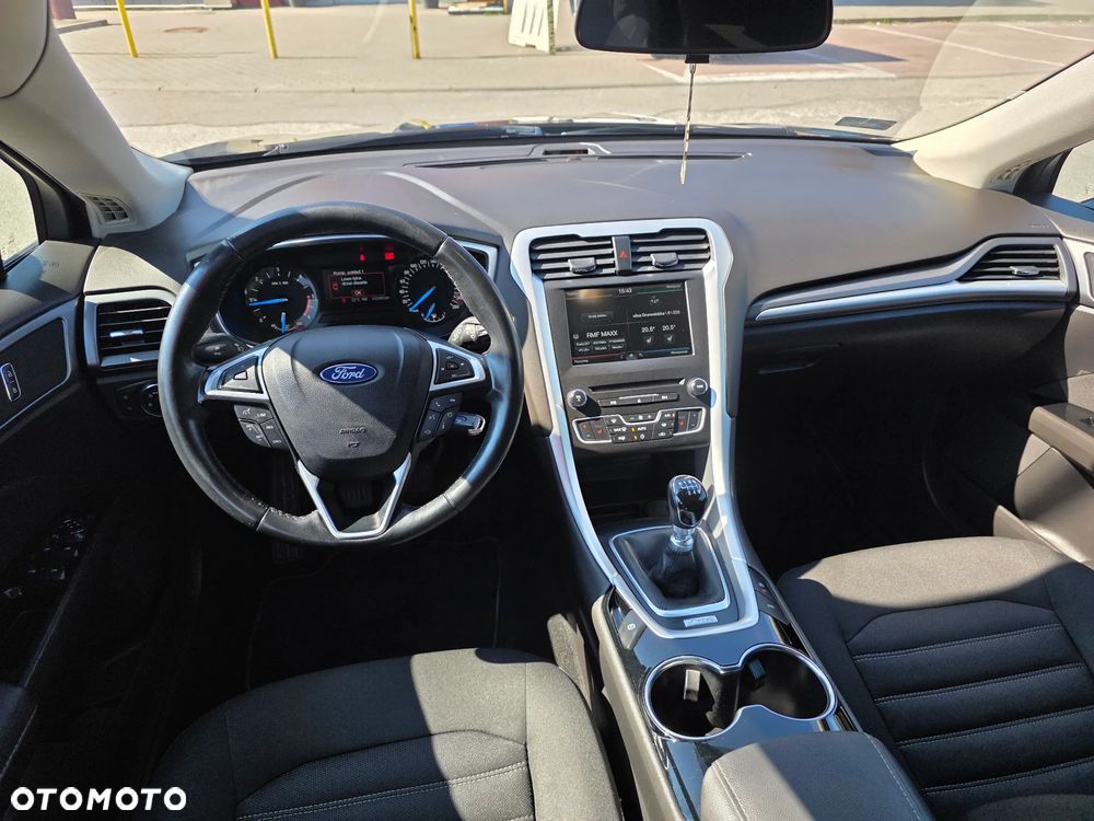 Ford Mondeo - 21