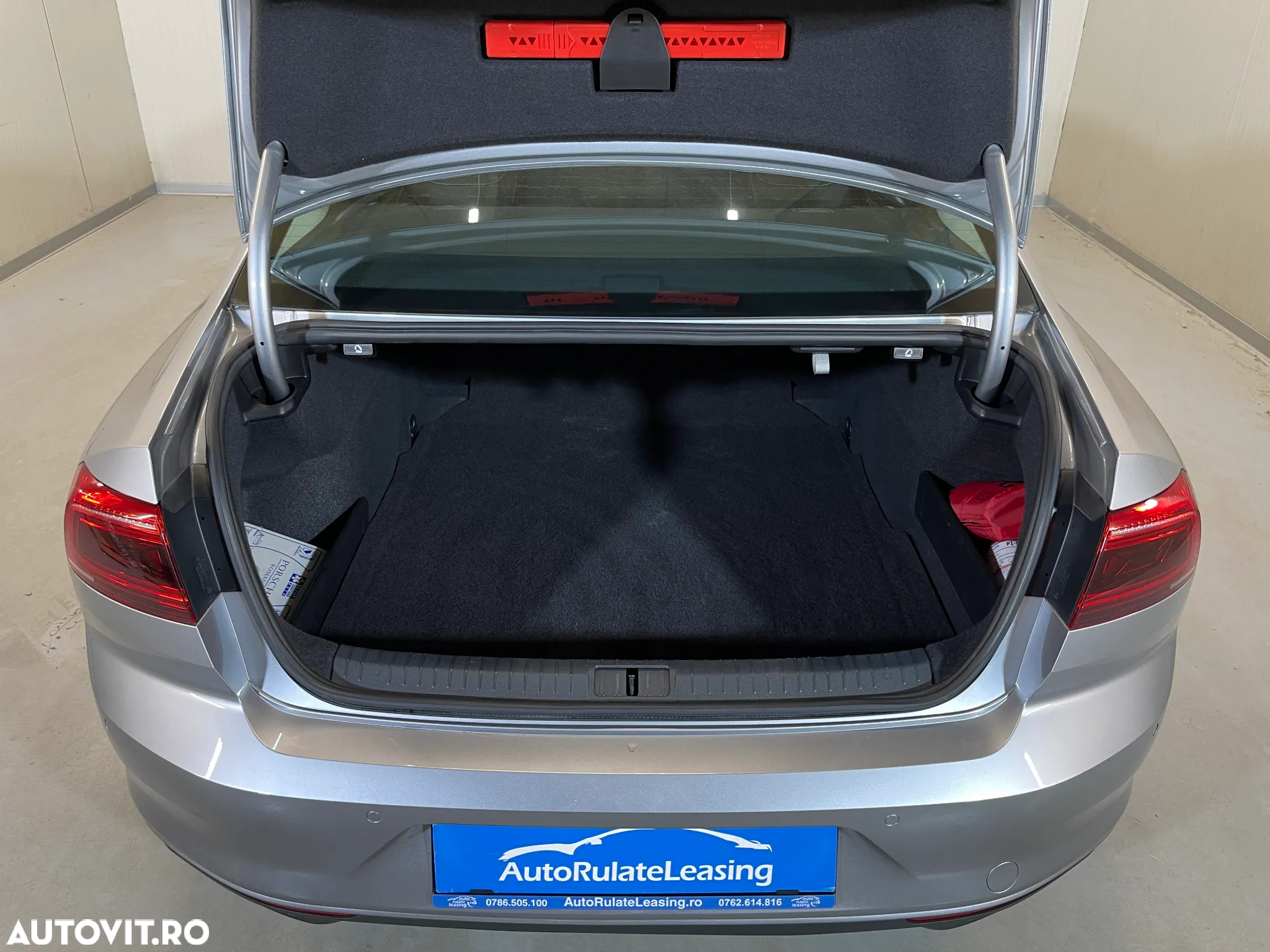 Volkswagen Passat 2.0 TDI DSG Comfortline - 13