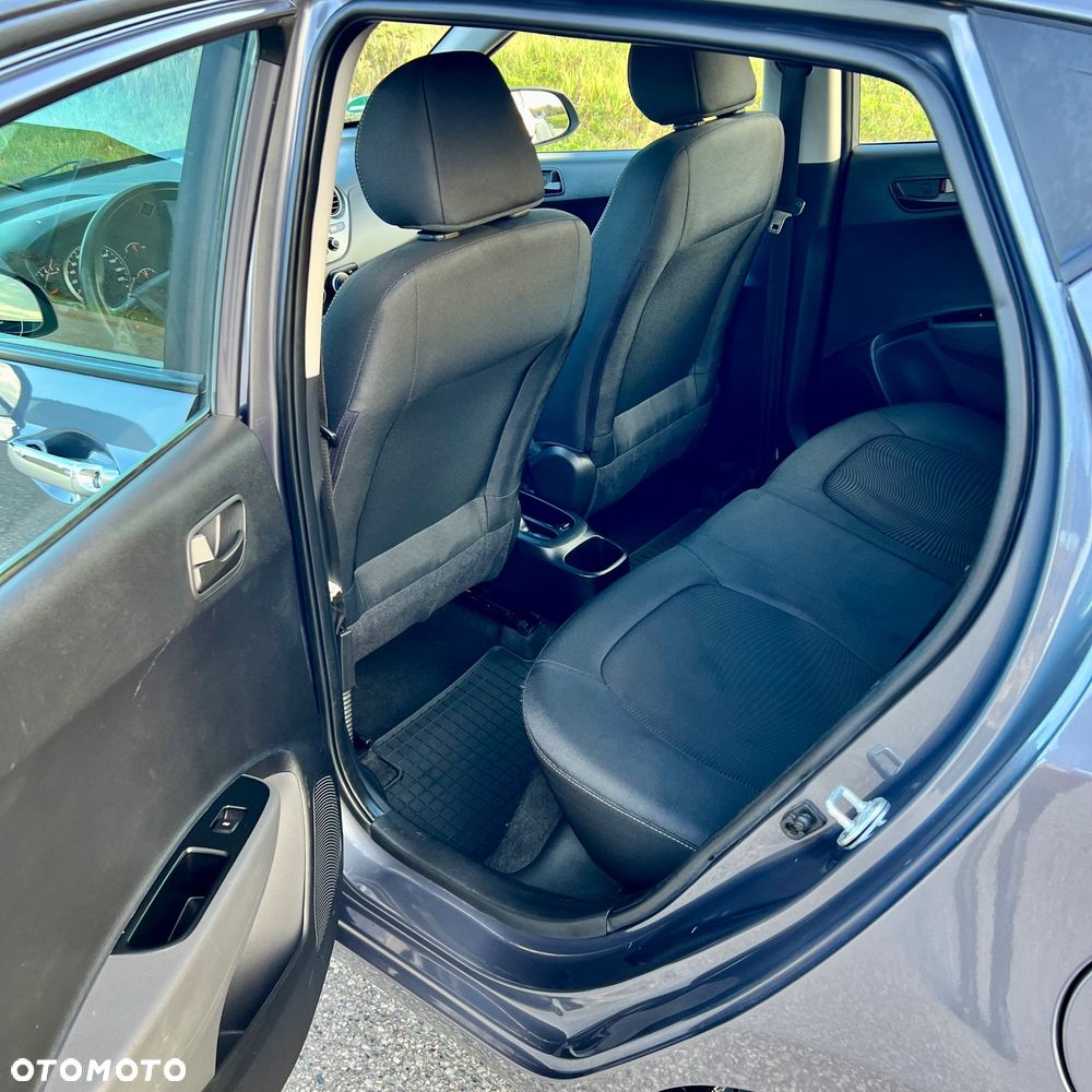 Hyundai i10 1.0 YES Silver - 18