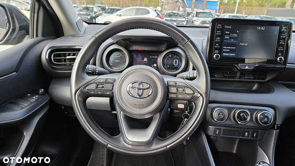 Toyota Yaris 1.5 Comfort - 13