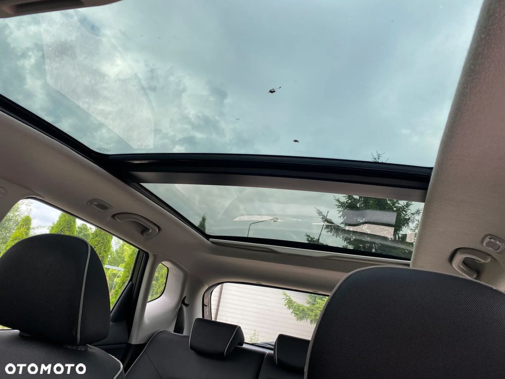 Kia Venga 1.4 CVVT Titanium Collection - 3