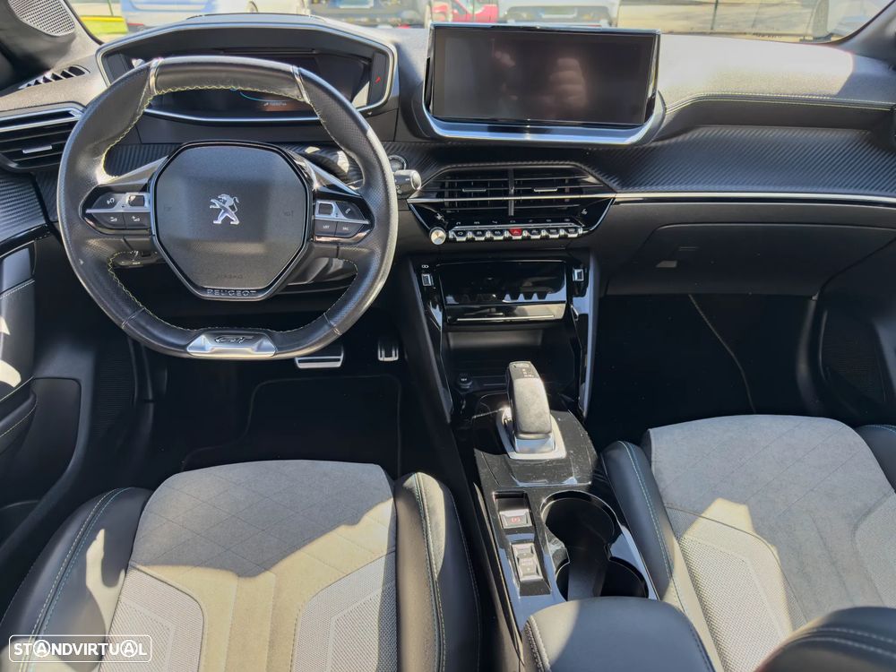 Peugeot e-208 GT Pack - 8