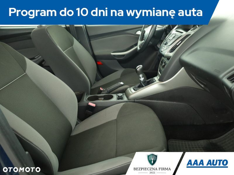 Ford Focus SW - 9