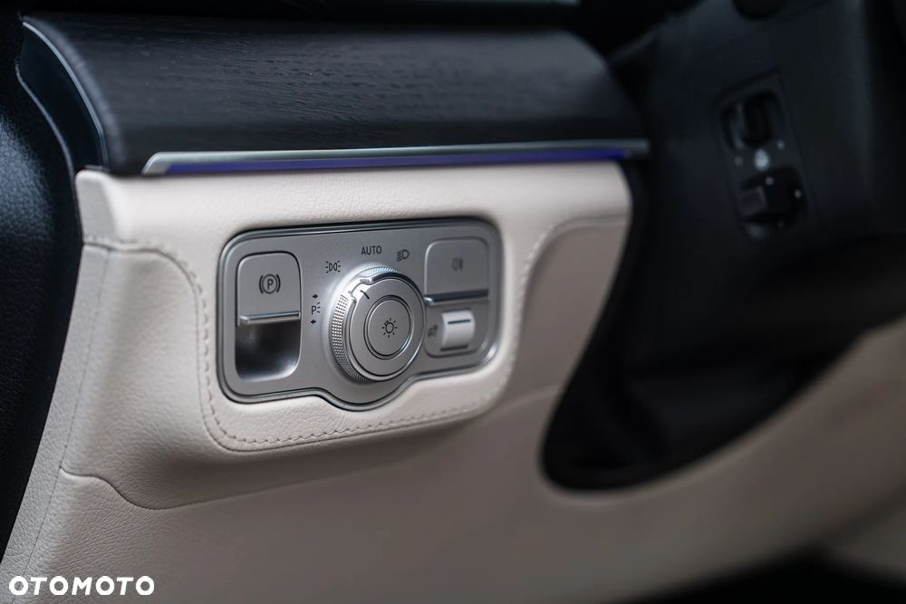 Mercedes-Benz GLE 400 d 4-Matic Executive - 29